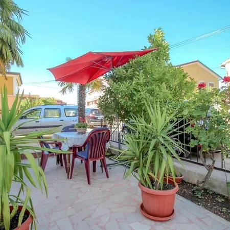 Ferienwohnung Fur 4 Personen Ca 45 Qm In Novigrad, Istrien Istrische Riviera *