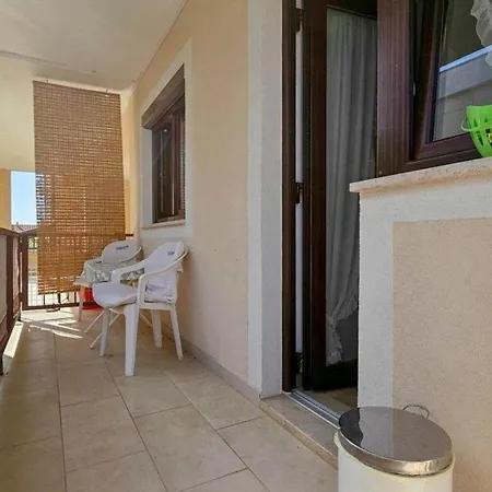 Apartman Ferienwohnung Fur 4 Personen Ca 45 Qm In Novigrad, Istrien Istrische Riviera Karpinjan