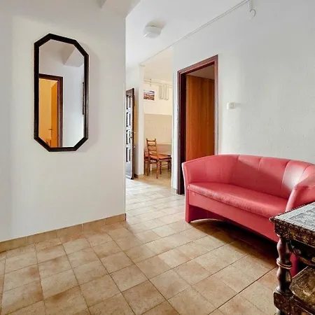 Ferienwohnung Fur 4 Personen Ca 45 Qm In Novigrad, Istrien Istrische Riviera * Karpinjan
