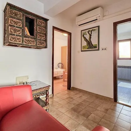 Ferienwohnung Fur 4 Personen Ca 45 Qm In Novigrad, Istrien Istrische Riviera Apartman Karpinjan