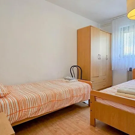 Apartman Ferienwohnung Fur 4 Personen Ca 45 Qm In Novigrad, Istrien Istrische Riviera