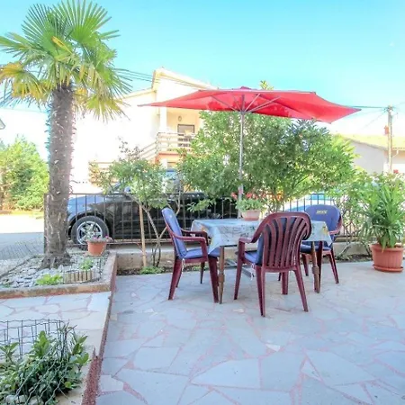 Apartman Ferienwohnung Fur 4 Personen Ca 45 Qm In Novigrad, Istrien Istrische Riviera *
